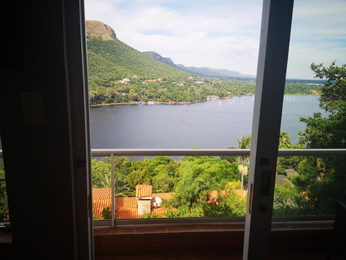 Letamong Bed & Breakfast Hartbeespoort Bagian luar foto