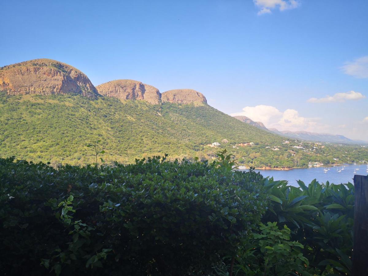 Letamong Bed & Breakfast Hartbeespoort Bagian luar foto