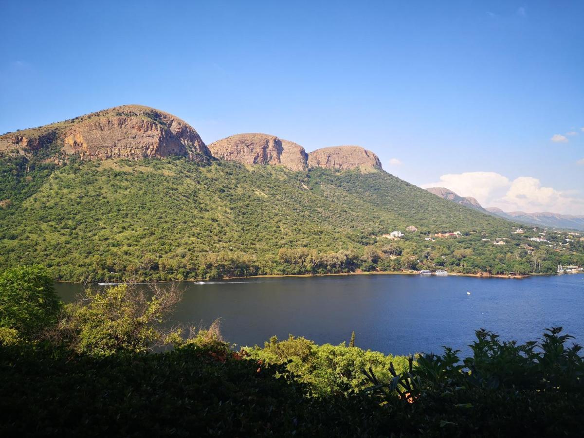 Letamong Bed & Breakfast Hartbeespoort Bagian luar foto
