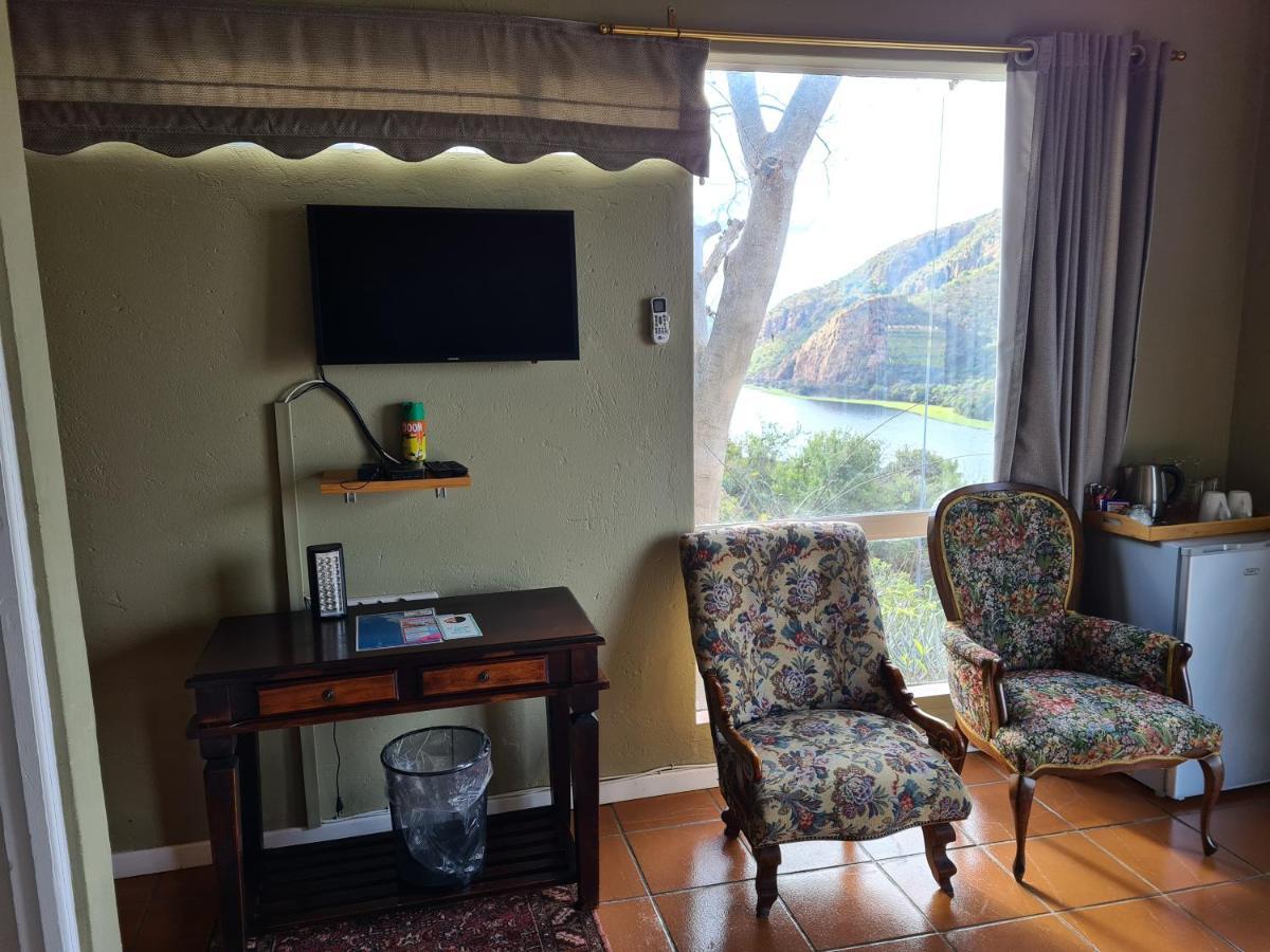 Letamong Bed & Breakfast Hartbeespoort Bagian luar foto