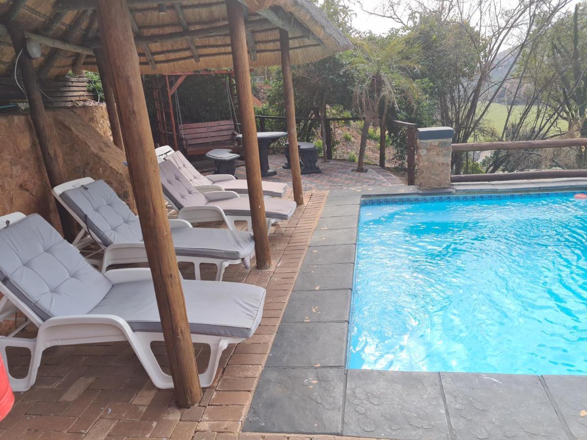 Letamong Bed & Breakfast Hartbeespoort Bagian luar foto