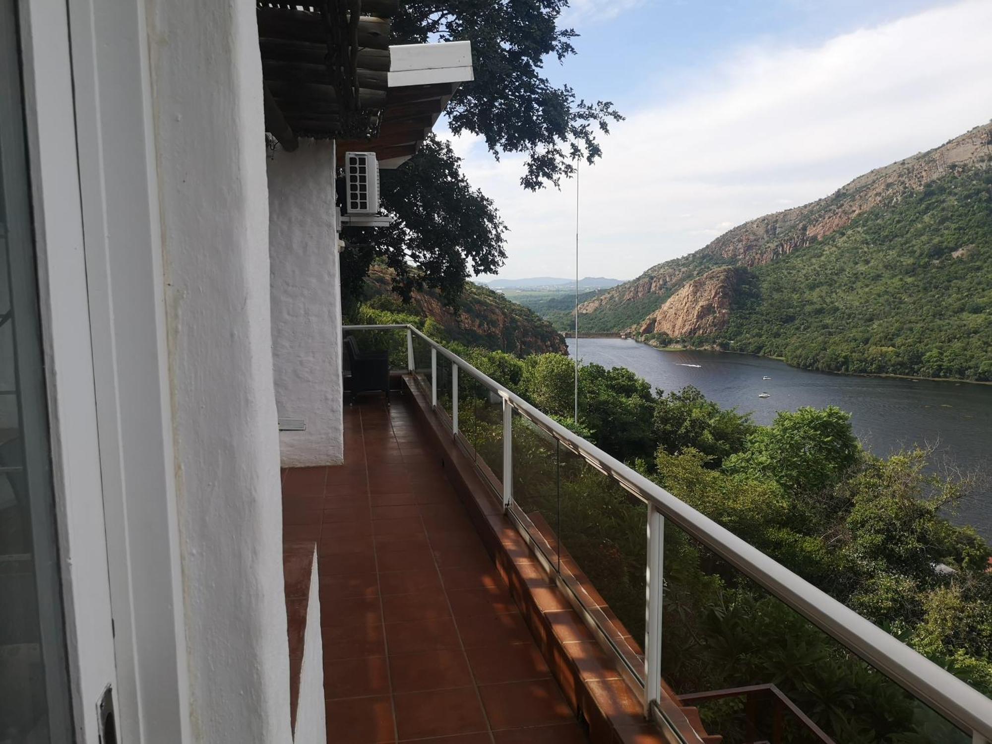 Letamong Bed & Breakfast Hartbeespoort Ruang foto