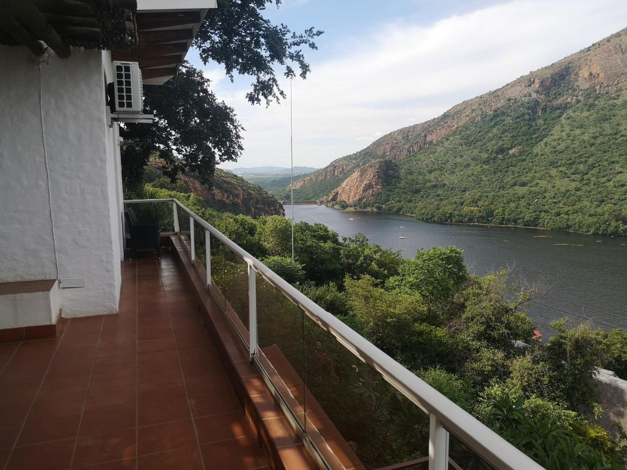 Letamong Bed & Breakfast Hartbeespoort Ruang foto
